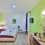 Ayasultan Otel